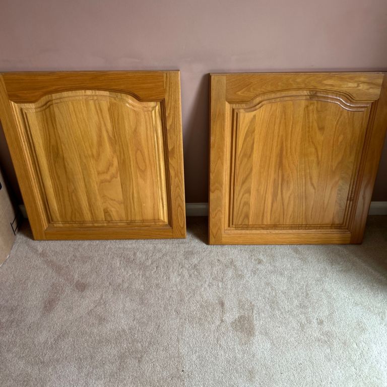 ONO Berwick Light Oak Kitchen Cupboard Doors – 600mm x 650mm – Set of 2