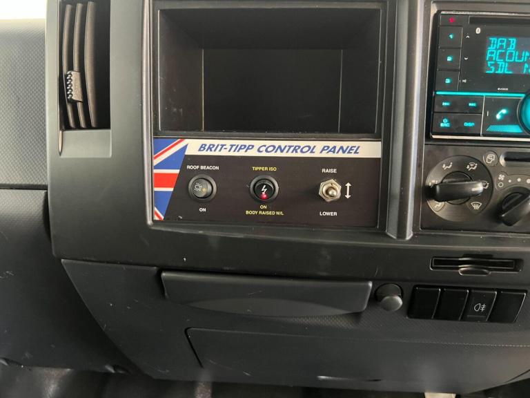 2022 Isuzu N35 Chassis Cab SE Easyshift Tipper DIESEL Automatic