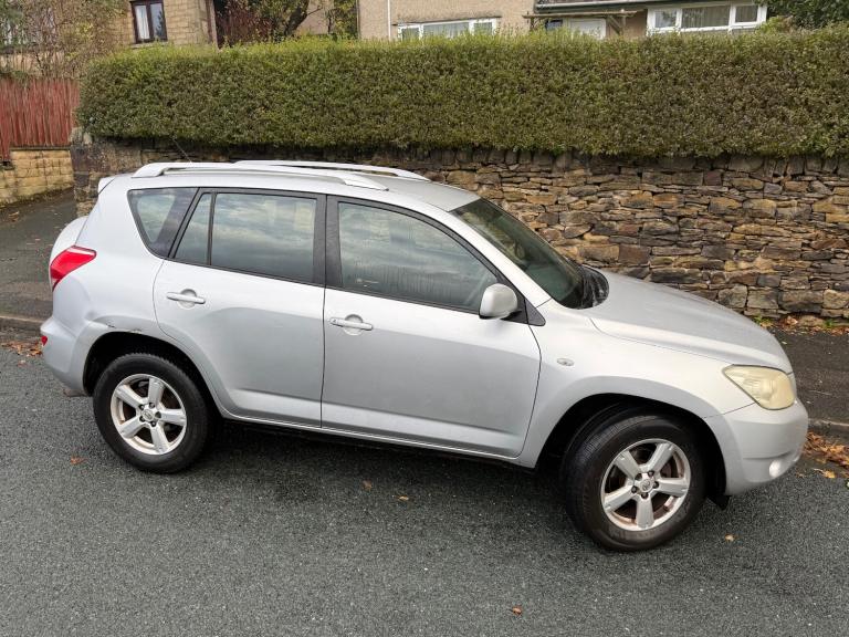 2006 Toyota RAV4 2.0 VVT-I XT3 PETROL AUTO 5DRS SILVER ESTATE Petrol Automatic