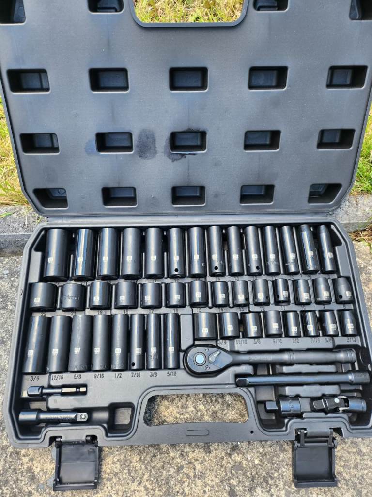 50pcs 3/8" Drive Impact Socket Set (Metric & SAE) - Brand New