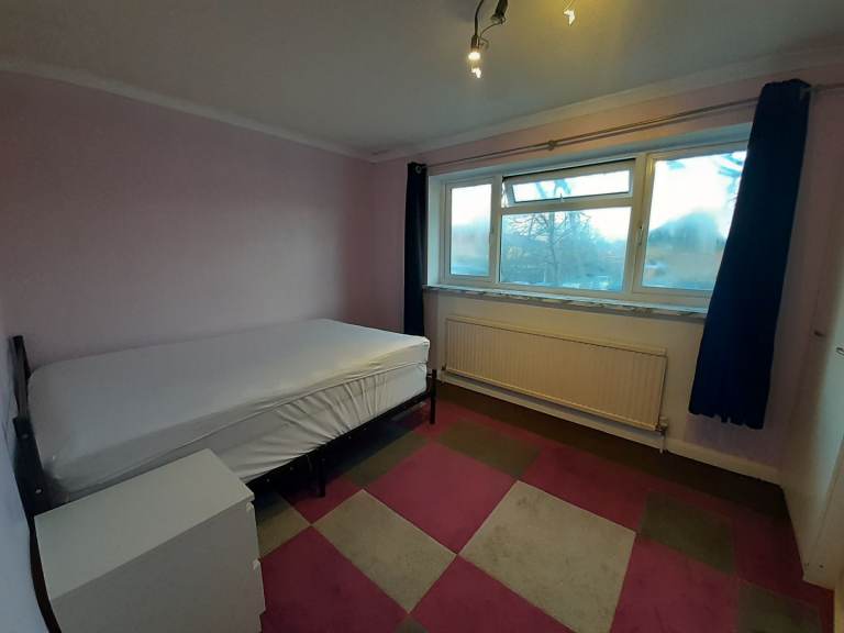 Big Double Room to rent 