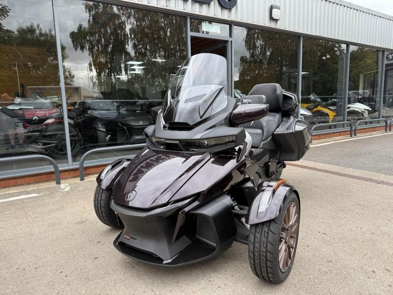2025 Can-Am Spyder RT Sea to Sky1330cc 6 speed semi auto trike Dusk Metallic