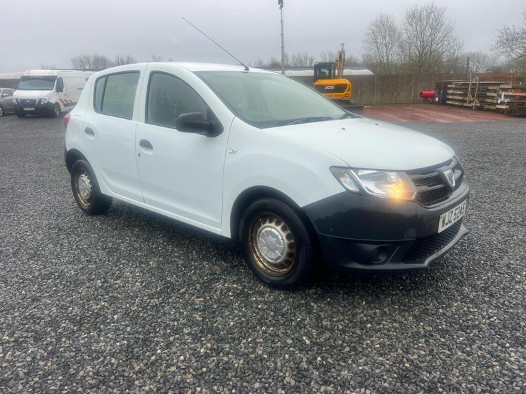 2014 Dacia Sandero 1.2 16V Access 5dr HATCHBACK Petrol Manual