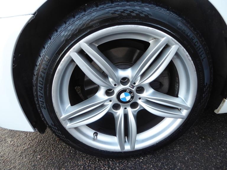 2014 BMW 5 Series 520d M Sport 5dr Step Auto ESTATE DIESEL Automatic