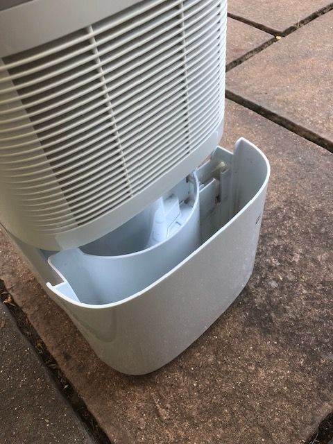White Dehumidifier – Good Condition
