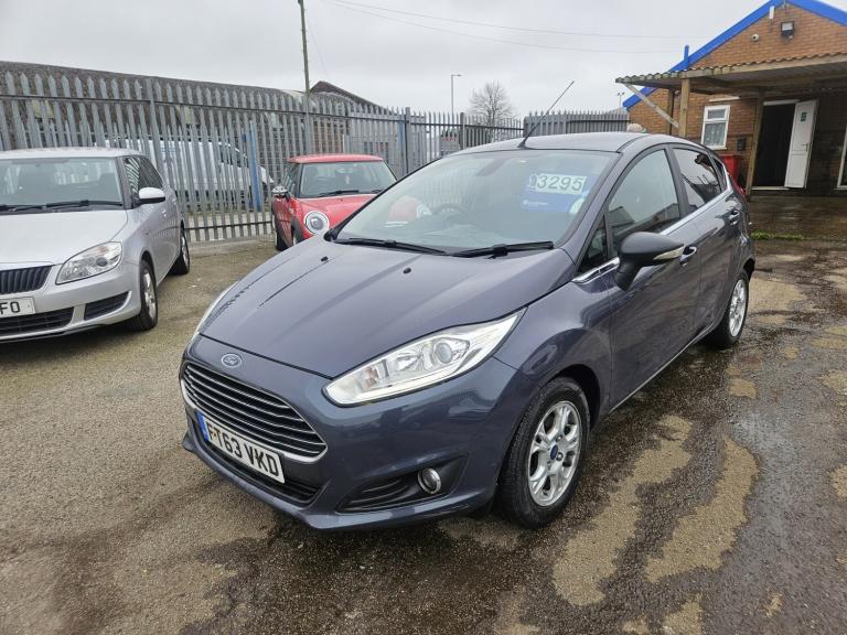 FORD FIESTA 1.6 TDCi ECOnetic Titanium 2014