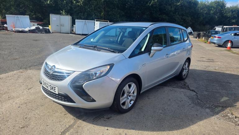 2013 Vauxhall Zafira 1.8i Exclusiv 5dr MPV Petrol Manual