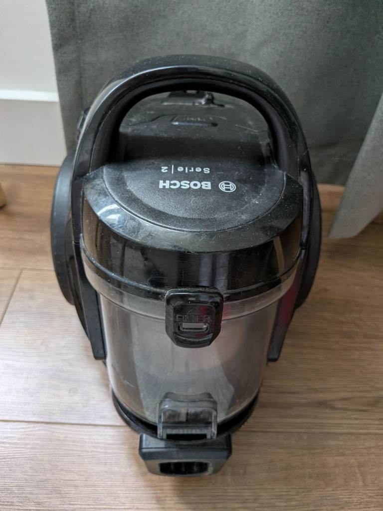 Bosch Series 2 vacuum cleaner (solid working condition)