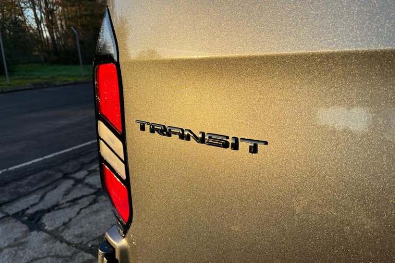 2025 Ford Transit Custom 320 Limited AUTO L2 LWB Double Cab In Van FWD 2.5 PHEV 232ps Low Roof Au...