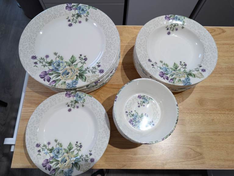 Melamine Dinner Set