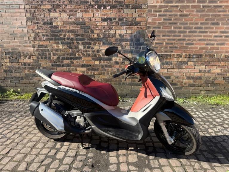 Piaggio Beverly ST 350 Scooter, 2016, ,