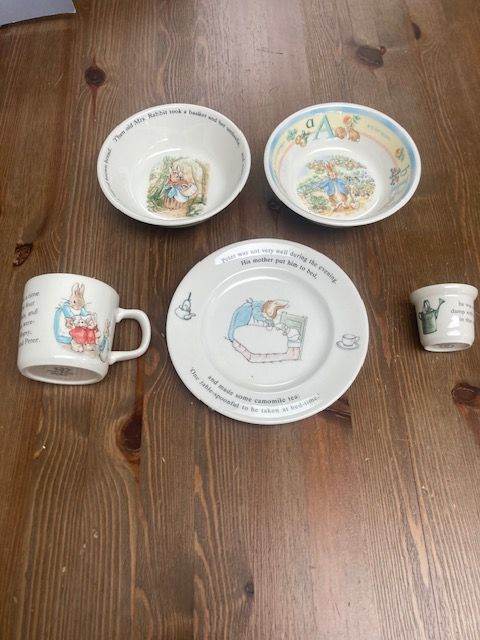 The New 5 PC Peter Rabbit Nursery Set by Wedgwood  only £25  ( new)