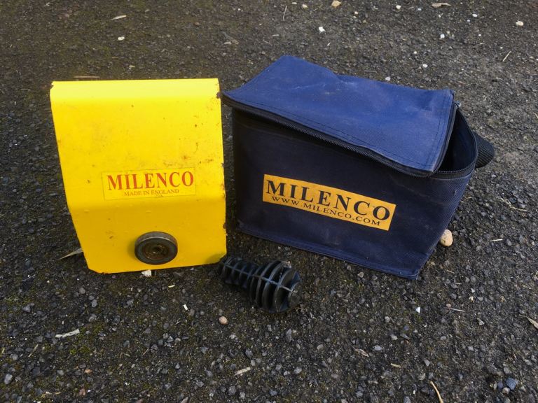 Milenco Caravan/ Trailer Hitch Lock