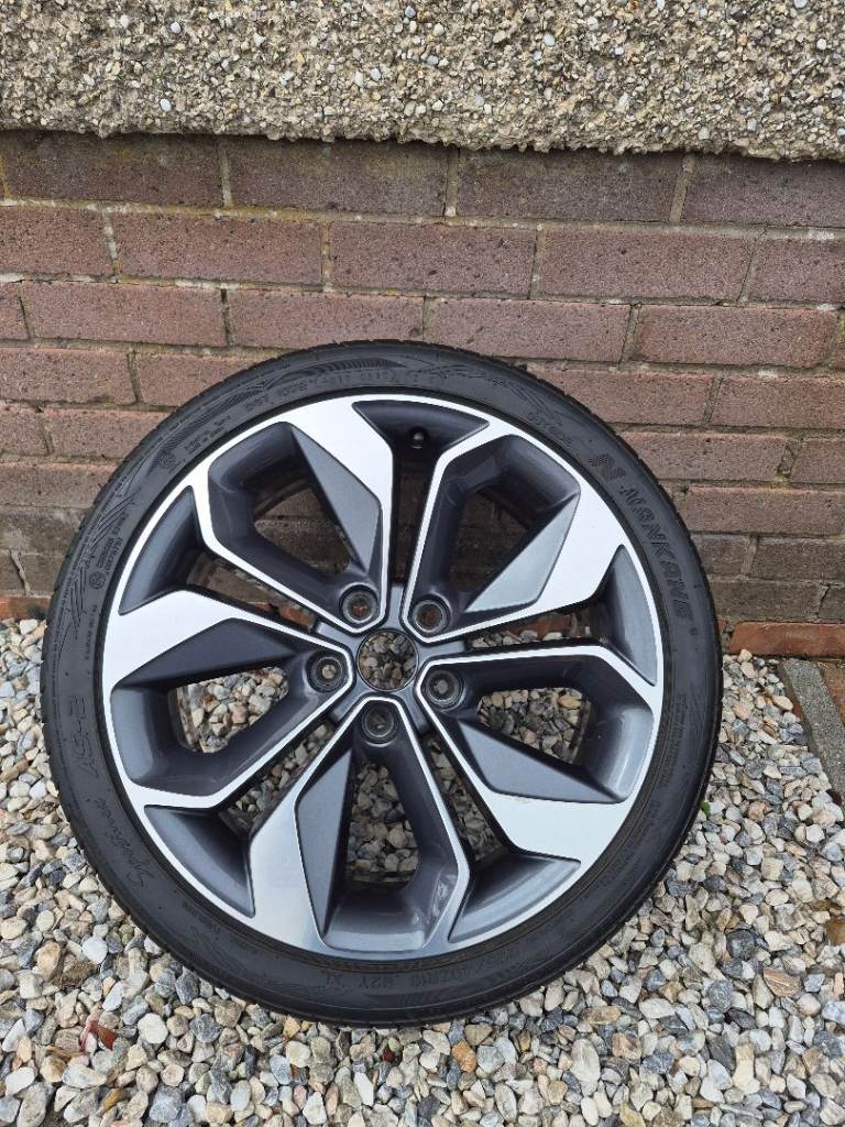 Renault Megane Mk3 Alloy Wheel (California 18 inch)