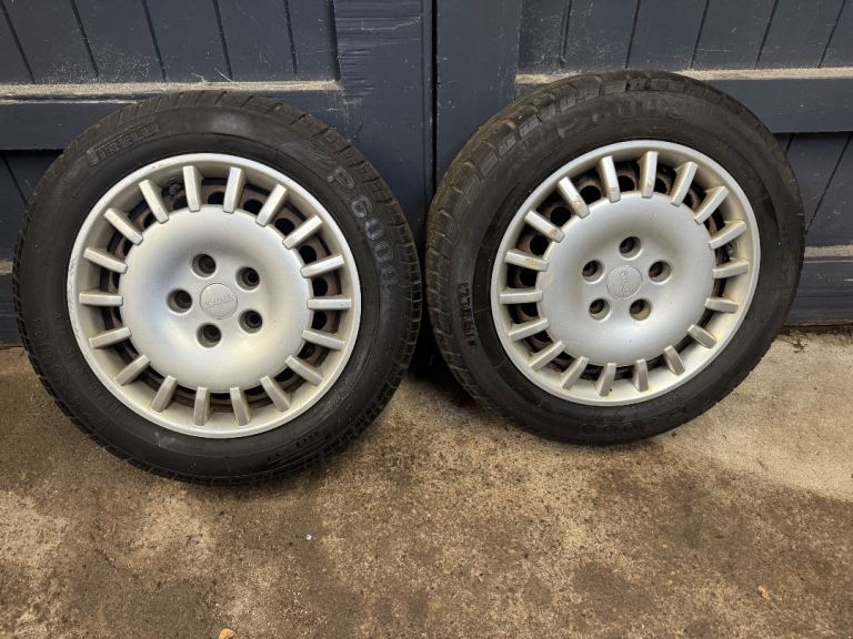 Saab 15” steel wheels and tyres