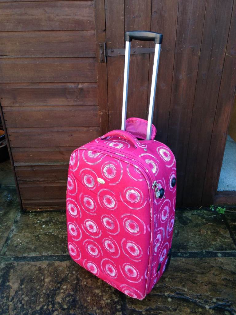 Suitcase medium size