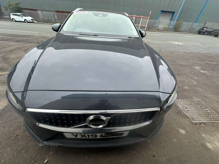 2019 VOLVO V60 2.0 D4 [190] CROSS COUNTRY 5DR AWD AUTO BREAKING FOR PARTS