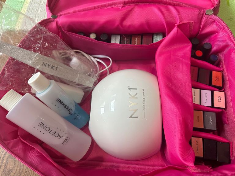 NYK1 Gel Nail Kit & UV Lamp