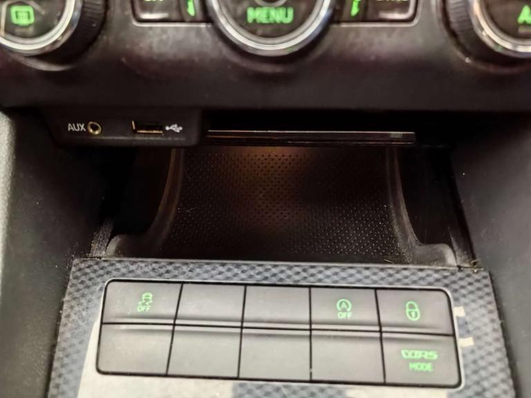 2015 Skoda Octavia 2.0 Octavia vRS TDI 4x4 Semi-Auto 4WD 5dr Hatchback Diesel Automatic