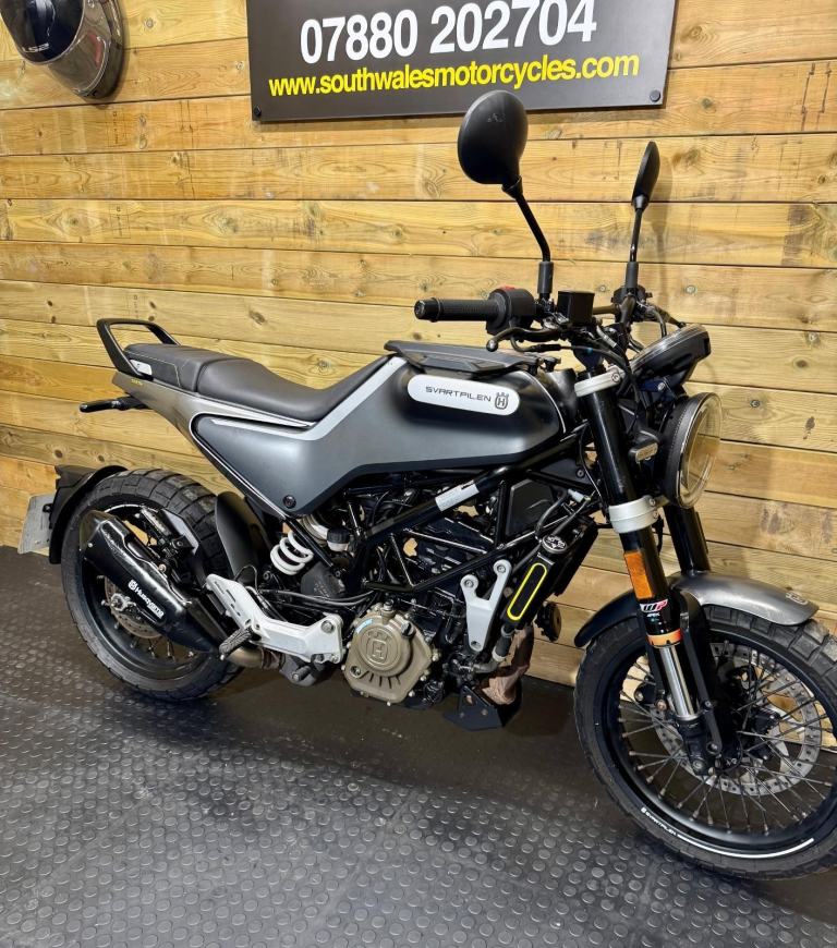 Husqvarna SVARTPILEN 125 / 2021 model / covered 11.3k miles 