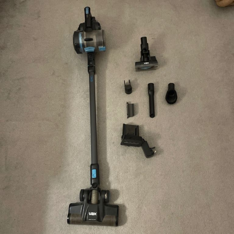 Vax Blade4 OnePWR Cordless Vacuum Cleaner with Accessories