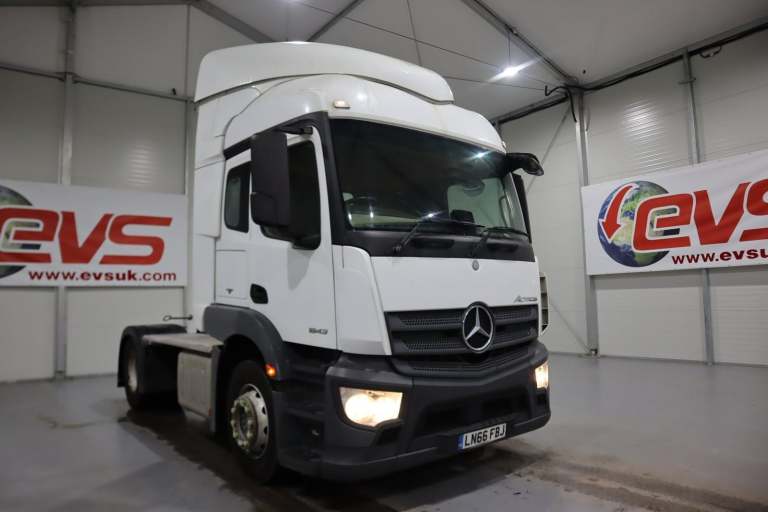 2016 (66 PLATE) Mercedes Benz ACTROS 1843 4x2 Euro 6 Tractor Units