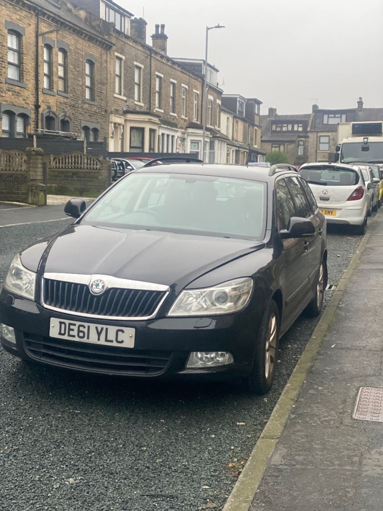 Skoda, OCTAVIA, Estate, 2011, Manual, 1598 (cc), 5 doors