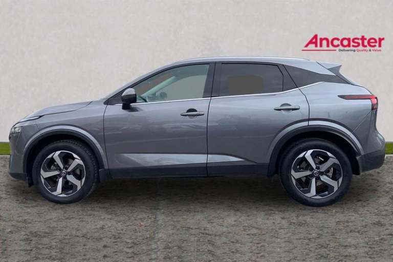 2021 Nissan Qashqai 1.3 DiG-T MH N-Connecta [Glass Roof] 5dr Manual Hatchback Petrol Manual