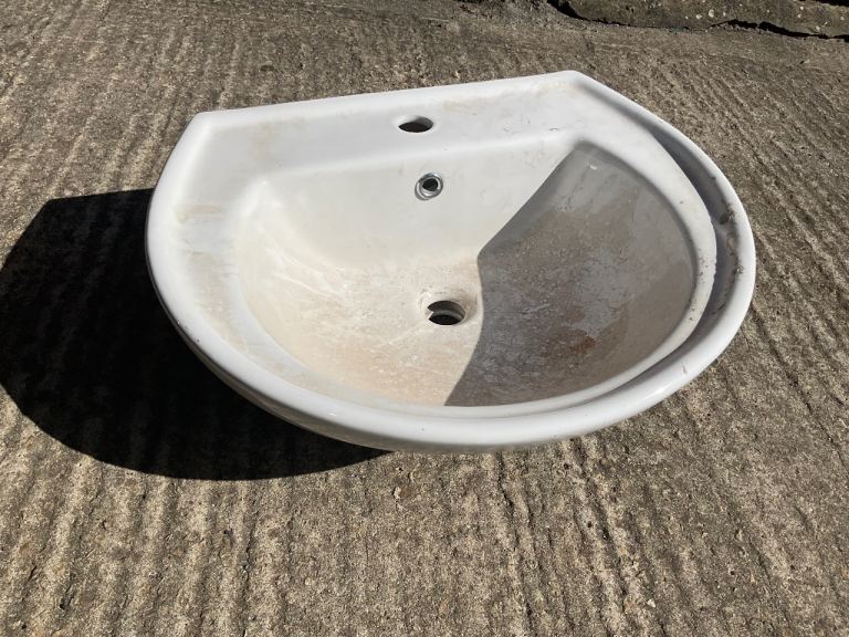 Bathroom sink, full pedestal, white ceramic, never used, landlords