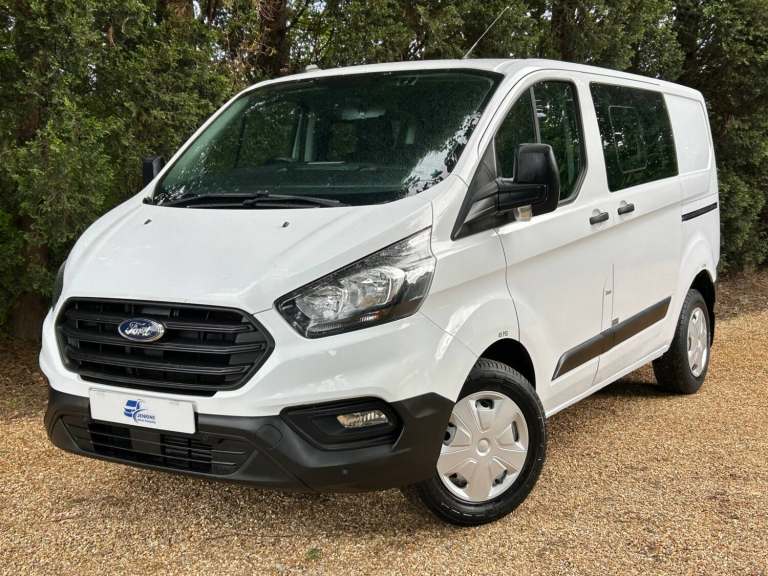 2020 FORD TRANSIT CUSTOM 320 L1 SWB DCIV Crew Van 2.0TDCi Eu6 1 Owner FSH