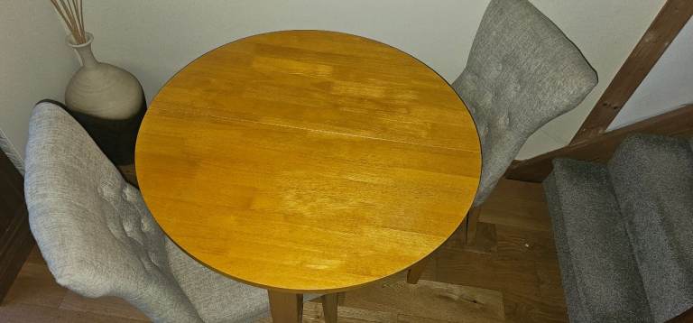 Oak space saver doning table