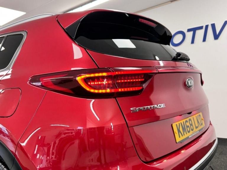 2018 Kia Sportage 1.6 T-GDi 4 DCT AUTO AWD 4WD 175 BHP + SAT NAV + GLASS SUNROOF + HEATED LEA EST...