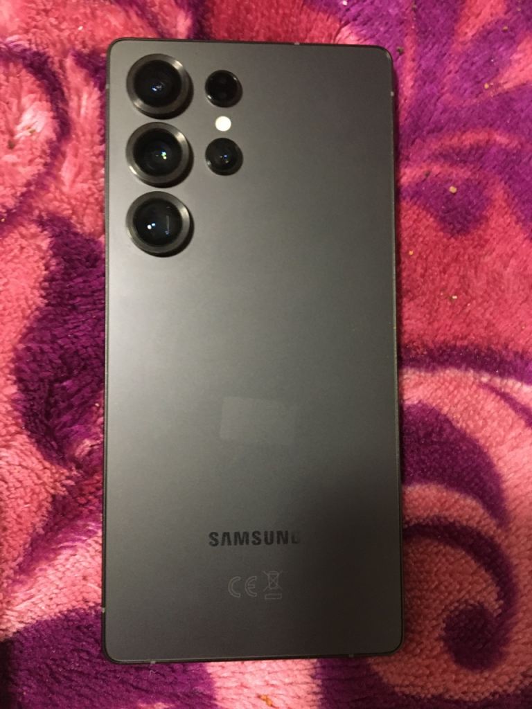 Samsung S23 Ultra – Grey, As Good As spares and repairs New