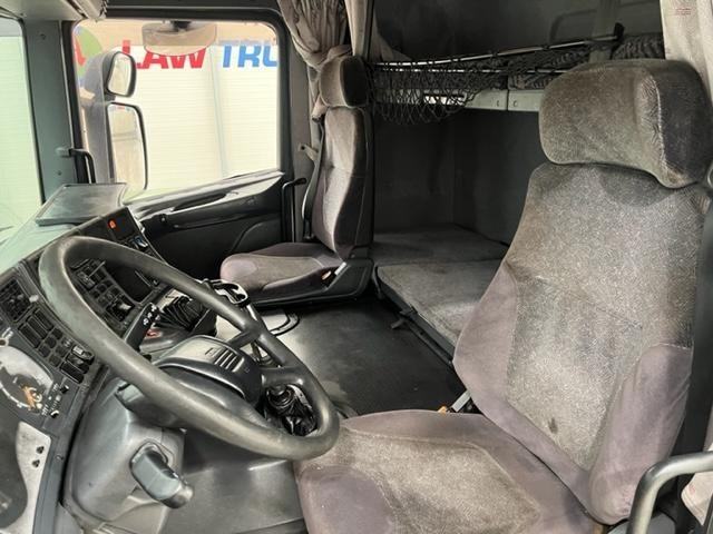 Scania R94 310 6x2 10 Tyre Sleeper Cab Box Van 