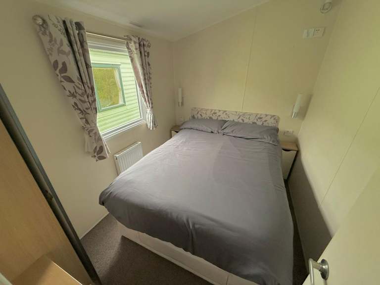  Static caravan double glazed & central heated 3 bed Willerby Seasons