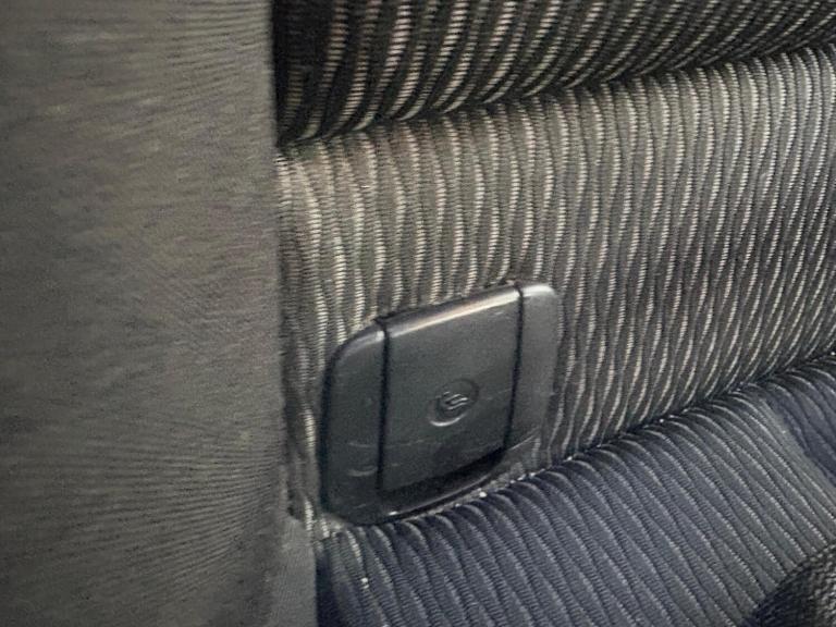 2017 BMW 1 Series 116d SE Business 5dr [Nav/Servotronic] HATCHBACK DIESEL Manual