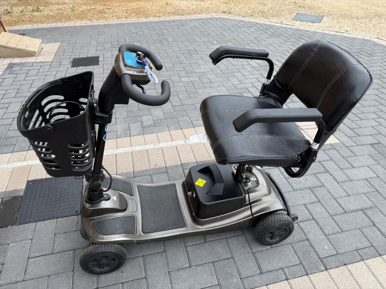 Used Mobility Scooter in Good Condition – Includes Brand New Battery