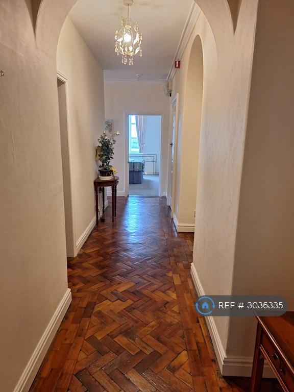 2 bedroom flat in Wilton Place, Dymock, GL18 (2 bed) (#3036335)