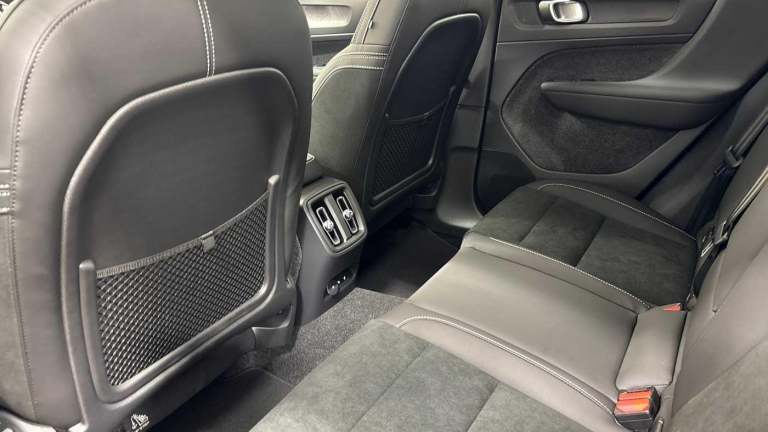 2025 Volvo EC40 Single Motor Extended Range 78kWh Plus SUV 5dr Electric Auto (252 ps) ESTATE Elec...