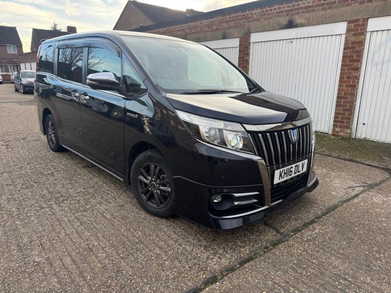 2025 Toyota Esquire 7 Seats Luxurious  MPV 5 DR HYBRID ELECTRIC Manual