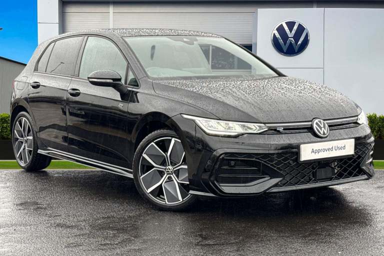 2025 Volkswagen Golf 1.5 TSI 150 R-Line 5dr, 18 INCH LEEDS ALLOYS Hatchback PETROL Manual