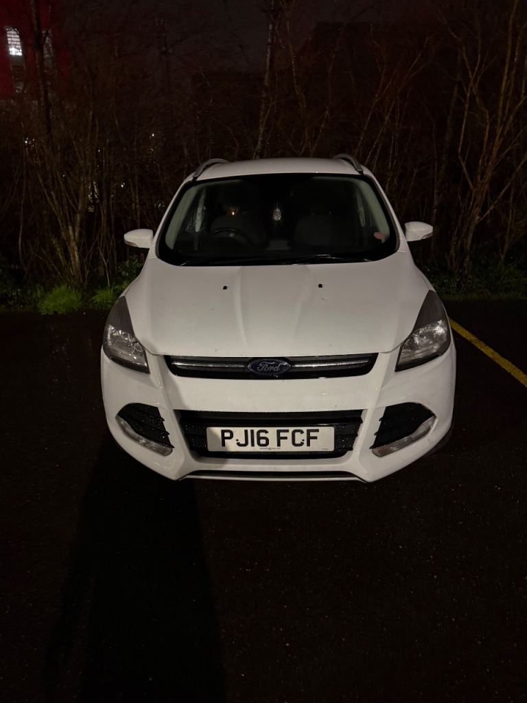 Ford, KUGA, Hatchback, 2016, Manual, 1997 (cc), 5 doors