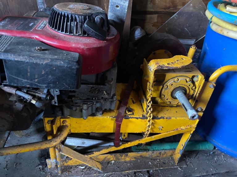 Various boat equipment 