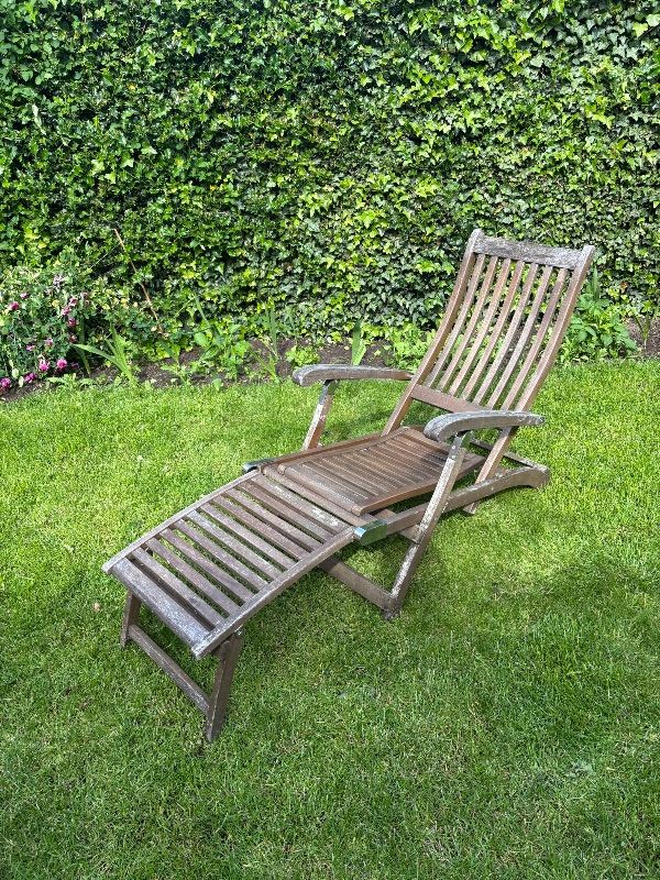 Garden Lounger / Sun Chair