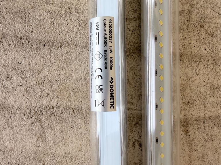 Dometic SabreLink 150 LED lights