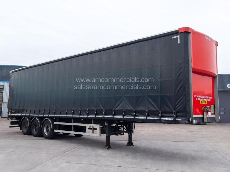 LAWRENCE DAVID 4338MM PILLARLESS CURTAINSIDE TRI AXLE TRAILER