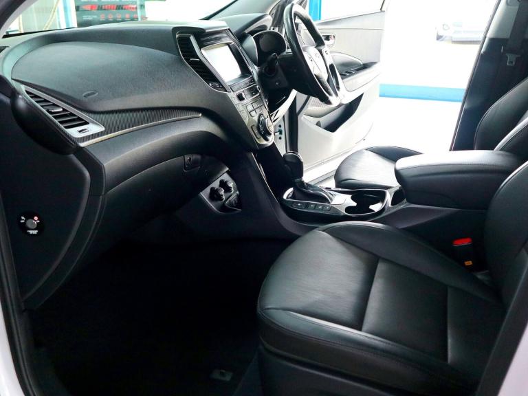 2017 Hyundai Santa Fe 2.2 Endurance Edition Blue Drive CRDi 4wd 5DR 4x4 Diesel 4x4 Diesel Automatic