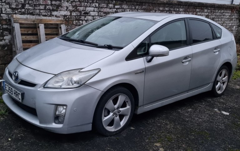 Automatic Toyota Prius Hybrid Cruise control Navigation £20 Tax Revorse Camera LEZ Spear & Repair