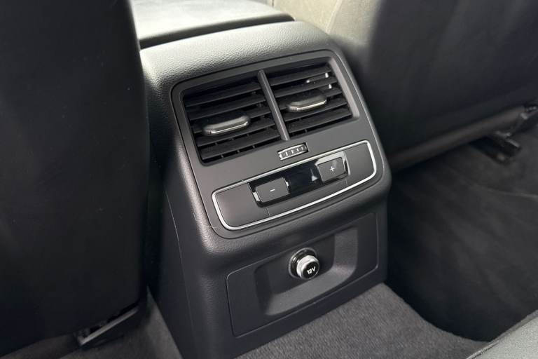 2020 Audi A4 2.0 TFSI 35 S line S Tronic Euro 6 (s/s) 4dr Saloon PETROL Automatic