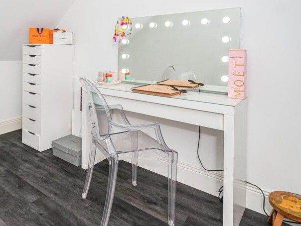 Quality Hollywood 'Dimond Collection' Vanity / Dressing Table Mirror with 13 Dimmable Lights